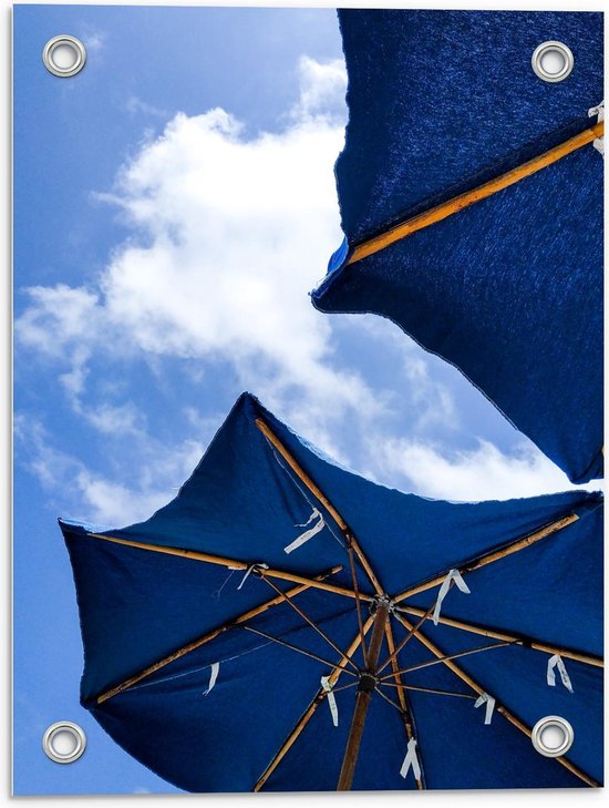 Tuinposter – Onderaanzicht van Blauwe Parasols - 30x40cm Foto op Tuinposter  (wanddecoratie voor buiten en binnen)