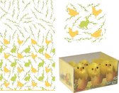 Pasen tafeldecoratie set konijnen en hanen print tafelkleed, 6x paaskuikentjes en 20x servetten wit - Pasen versiering