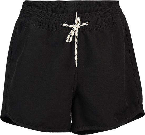 Short de bain noir avec ceinture élastique et lacet blanc, sur fond noir.