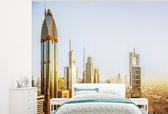 Le soleil brille sur les gratte-ciel le long de la route Sheikh Zayed à Dubaï papier peint photo vinyle largeur 300 cm x hauteur 240 cm - Tirage photo sur papier peint (disponible en 7 tailles)