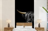 Behang - Fotobehang Schotse hooglander - Koeien - Goud - Breedte 120 cm x hoogte 240 cm