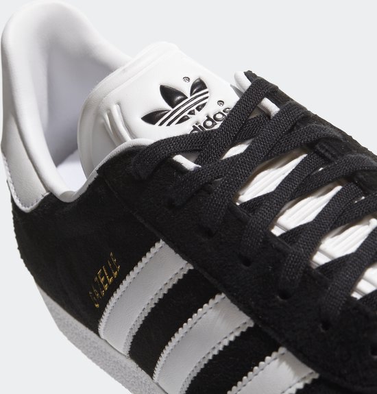adidas Gazelle Sneakers Heren - Core Black / White / Gold Metallic | bol.com