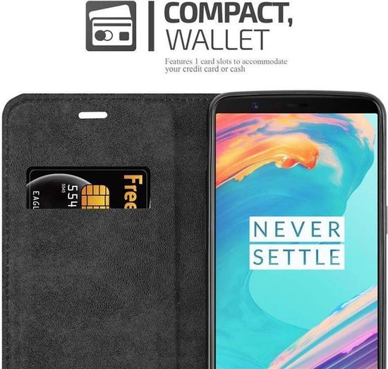 Étui Cadorabo pour OnePlus 5T en COFFEE BROWN - Étui de protection avec fermeture magnétique