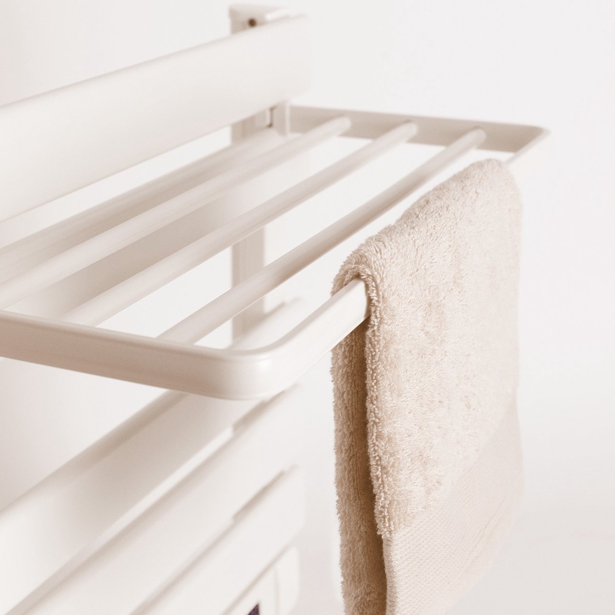 CREATE / Warm Towel Pro ÉTAGÈRE/Porte-Serviettes électrique Avec