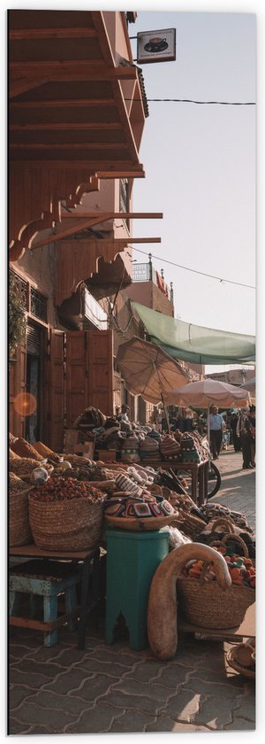 WallClassics - Dibond - Markt in Marrakesh - Marokko - 40x120 cm Foto op Aluminium (Met Ophangsysteem)