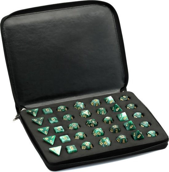 Afbeelding van het spel Lapi Toys - Dungeons and Dragons dice box - DnD dice storage - D&D bewaardoos - Dice box - Dobbelstenen bewaren - Voor 5 sets (35 stuks) - Kunstleer - Zwart