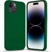 Coverzs Solid silicone case geschikt voor Apple iPhone 14 Plus (groen) - iPhone 14 Plus hoesje groen - iPhone 14 Plus case geschikt voor Apple - Luxe siliconen hoesje met 3-laags bescherming