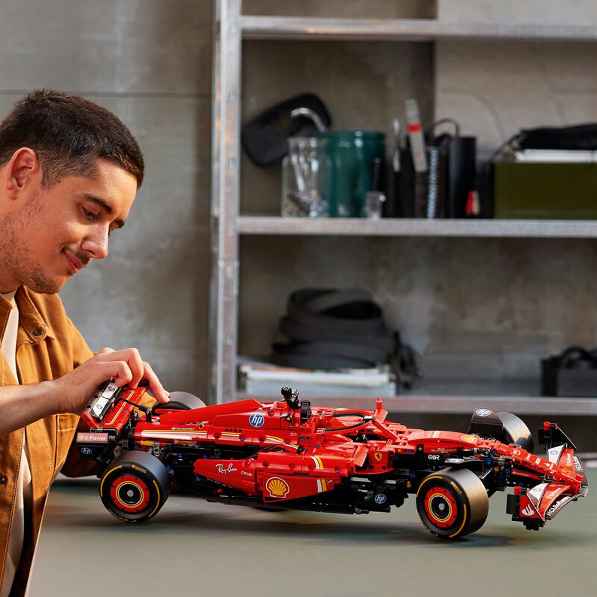 LEGO Technic - Ferrari SF-24 F1 auto - 42207 — afbeelding 7