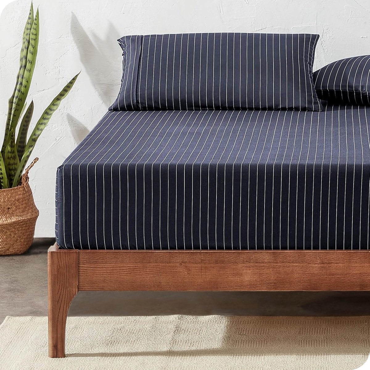 Goodivery ® Hoeslaken - Premium 1800 microvezel - ultrazacht, kreukvrij - diepe tas (200 x 200, krijtstrepen - middernacht/wit)