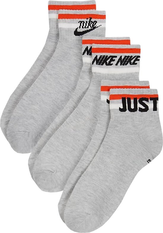 nike crew quarter socks