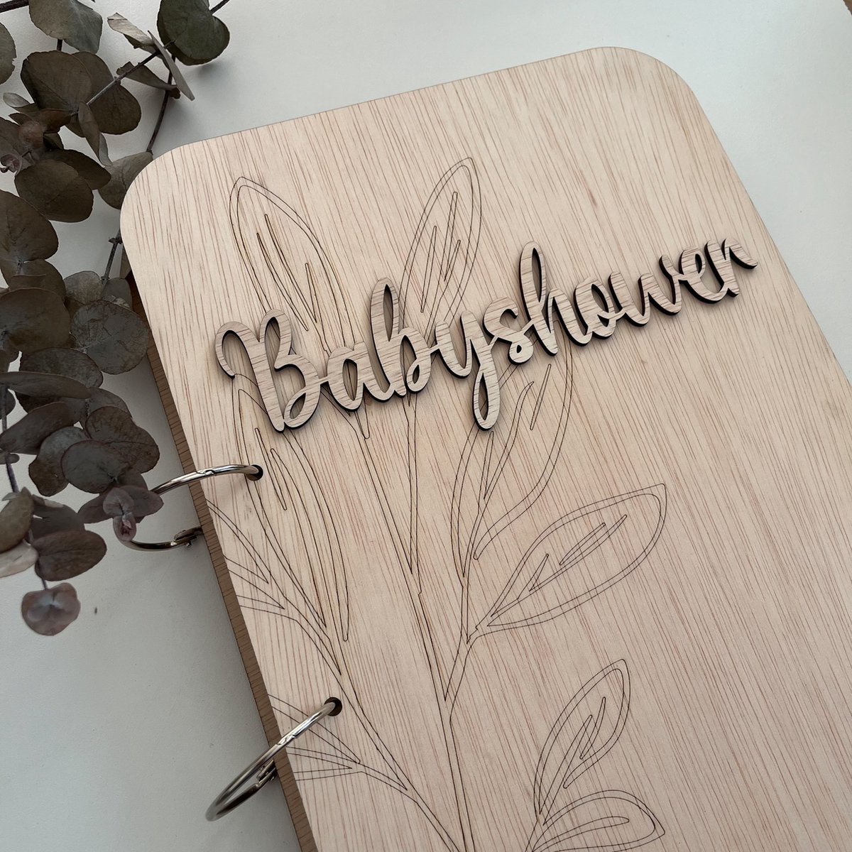 Goedkoopste Houten bewaarbundel - Babyshower bundel met bloem - Kaarten bewaarboek - Herinneringenmap - Herinneringen - Map - Kraamcadeau - Bewaarboek - Memories - Gepersonaliseerd - Gegraveerd