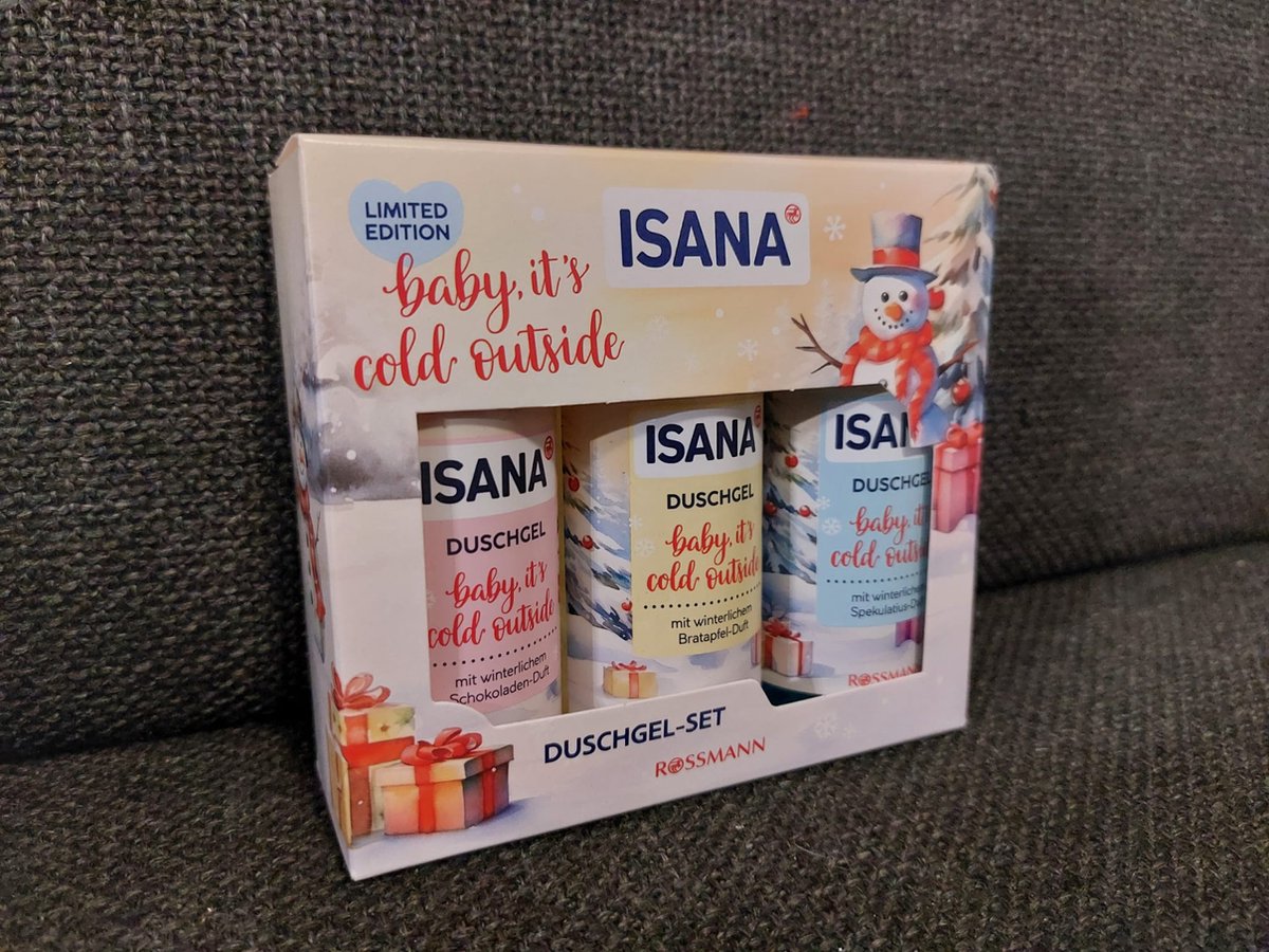 Goedkoopste Kerst Geschenkset Baby It's Cold Outside | Gift Set Douchegel - 3-delig - Winter Gift Set - Kerstcadeau - Kerst Giftset - Vegan Badproducten Giftset