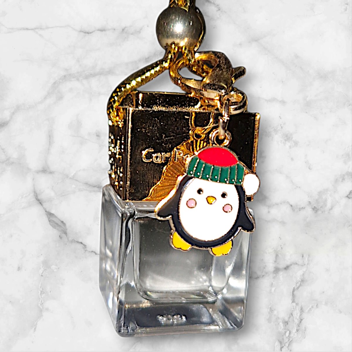 Goedkoopste Autoparfum Christmas Hug | met geluksbrenger PINGUIN | 8ml | Forrest | Wenskaartje | Geïnspireerd door Traditional Hammam Ritual Overseas | Auto parfum | Autogeurtje - Giftset - Verjaardagscadeau - Cadeau heren/dames | Auto parfum | Luchtverfisser