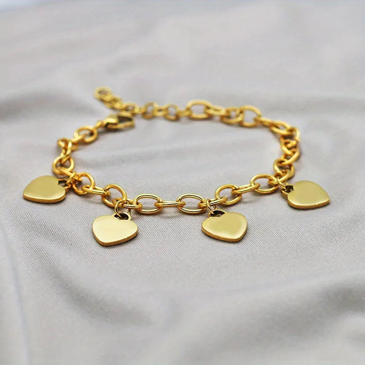 JewelGalerie - Armband -Hartjes Bedels - Goud