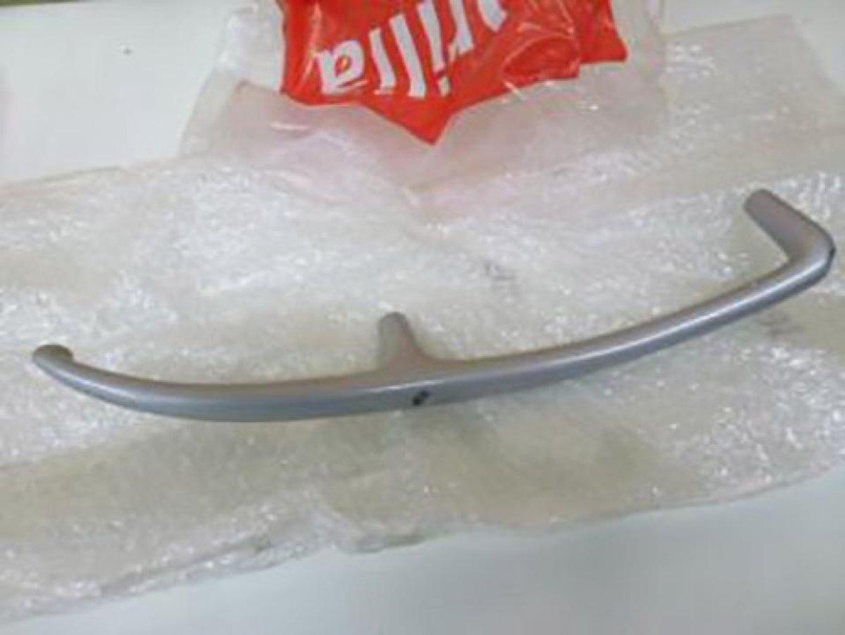 handgreep passagier voor aprilia 50 gulliver scooter 1996 - 1998 11670 nieuw