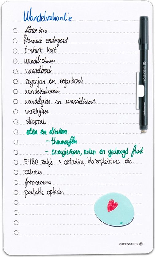 Uitwisbaar memobord met checklist 'Wandelvakantie', pen in houder en een hartjessticker.