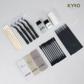 Verschillende schoonheidsartikelen voor wenkbrauw- en wimperverzorging van KYRO Beauty.