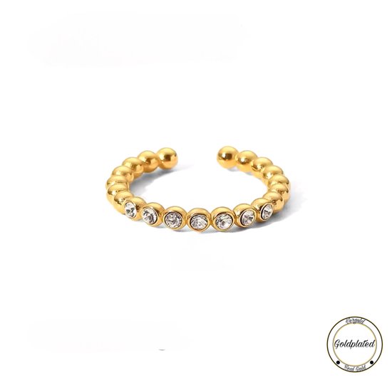 Gouden ring bezet met witte zirkonia, met een kraaltjesband.