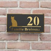 Naambordje voordeur - Huisnummerbord - Smal met kat - 20x10 - zwart/goud - magneetbevestiging