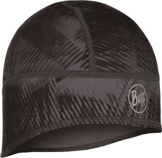 Zwarte Buff muts met een glanzend, gestreept patroon en een cirkelvormig Buff-logo op de zijkant.