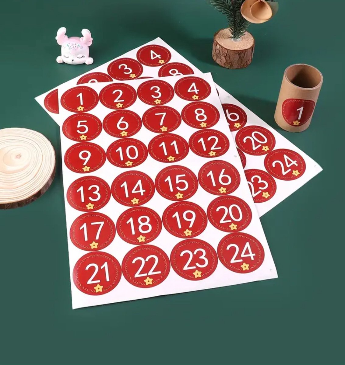 2 vellen adventskalender stickers 1 t/m 24 december - cadeau - advent - kalender - stickers- feest - kerst - sinterklaas