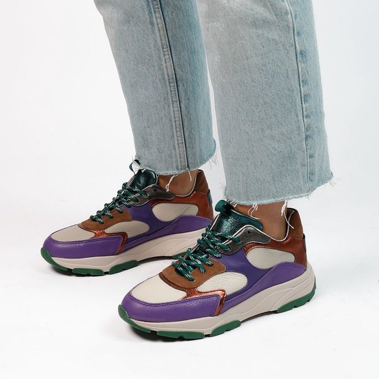 Paarse leren sneakers met suède details
