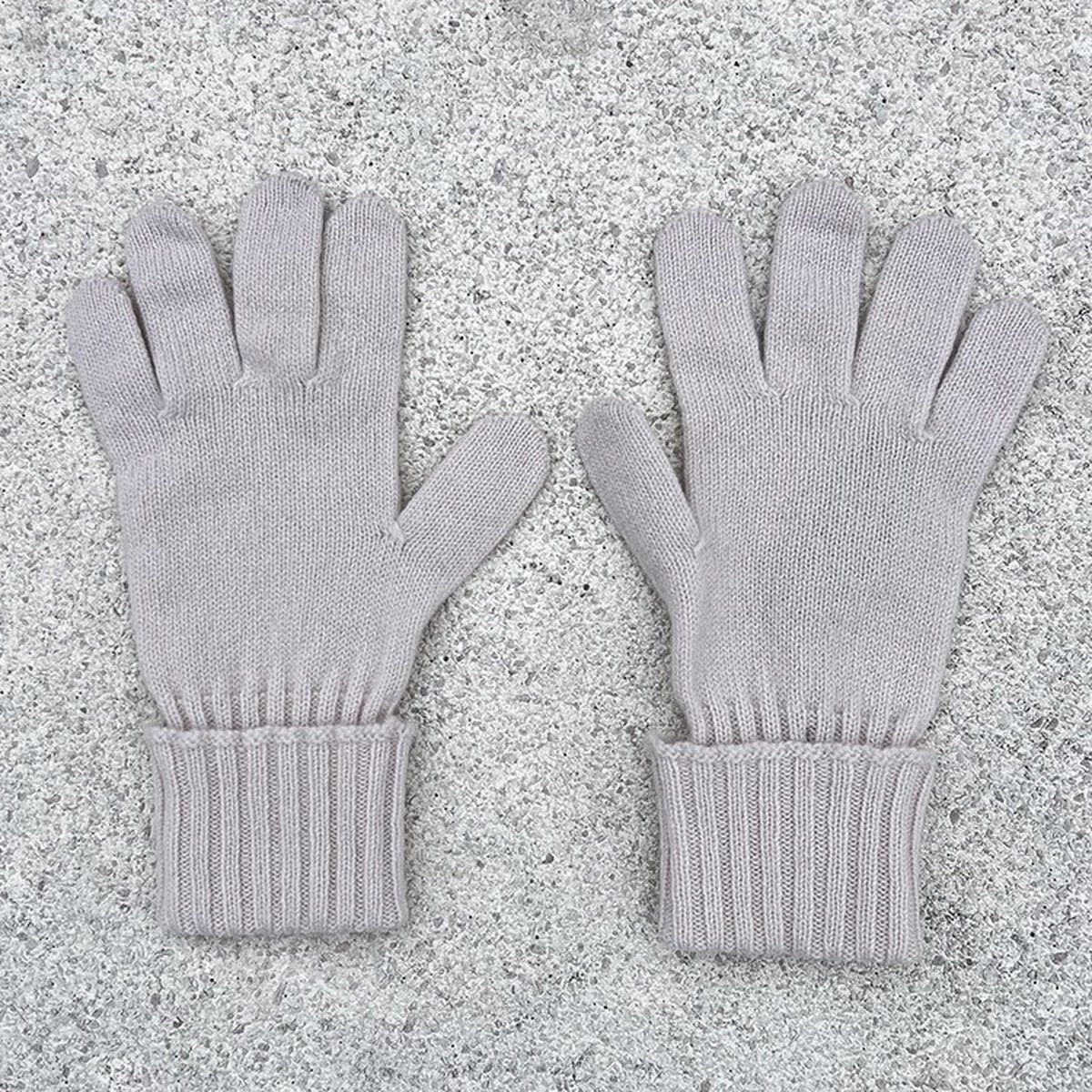 luxe gebreide handschoenen van merino cashmere blend in talkwit