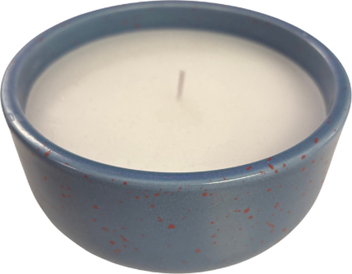 Candle in ceramic pot 2as
