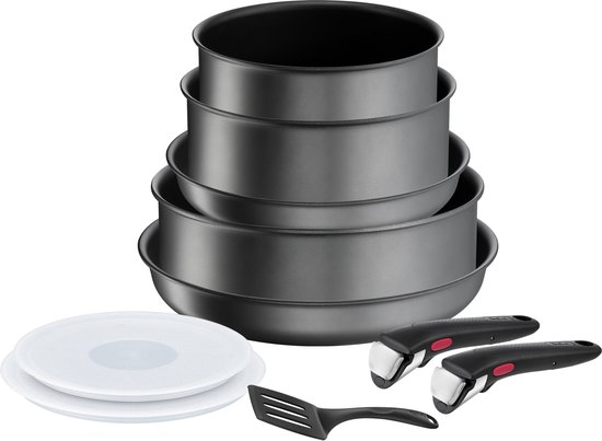 Tefal Ingenio Daily Chef pannenset: 5 gestapelde zwarte pannen, 2 deksels, 2 handvatten, 1 spatel.
