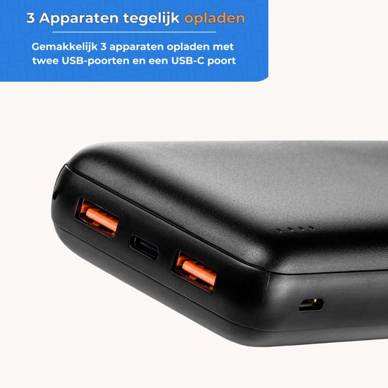 MOJOGEAR Powerbank 20000 mAh Extra Fast - Geschikt voor o.a. telefoon en tablet - 3 apparaten tegelijk opladen - USB A en USB C - LED-indicatie - 18 Watt - Zwart