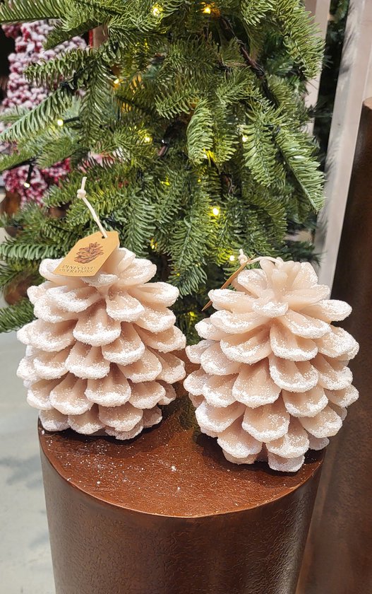 Mix en Match - Kaars - Dennenappel - Set 2 stuks - Kerst - Winter - Sierkaars - Beige - 13x13x15cm