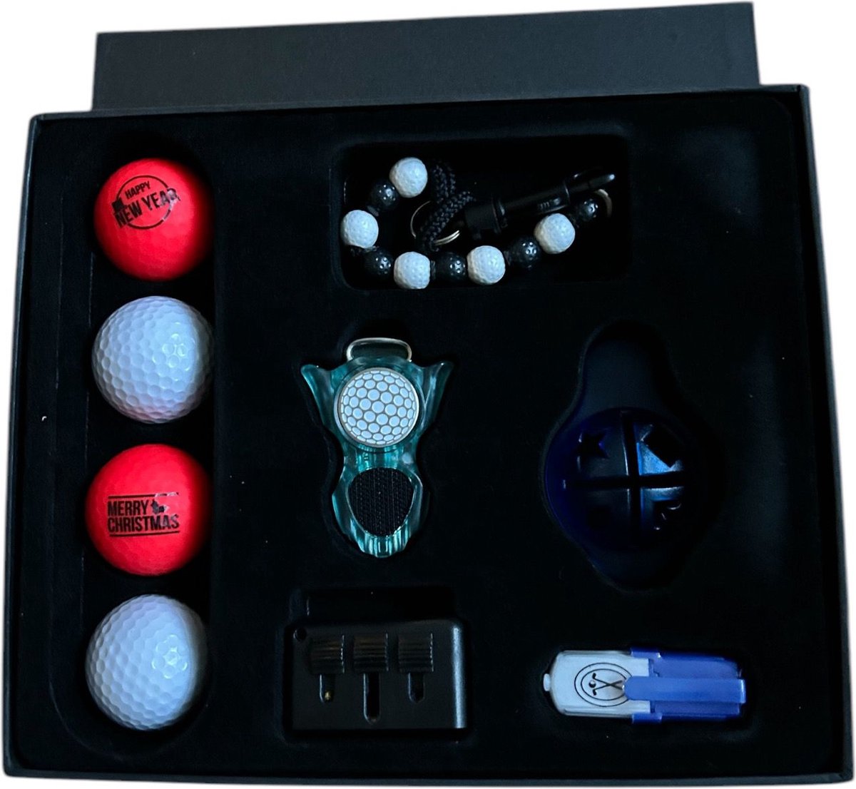 Golfpresentjes - Luxe Golf cadeau set met o.a. Kerst en oud en Happy New Year golfballen kralenteller, 4 golfballen tee, marker in luxe geschenkbox