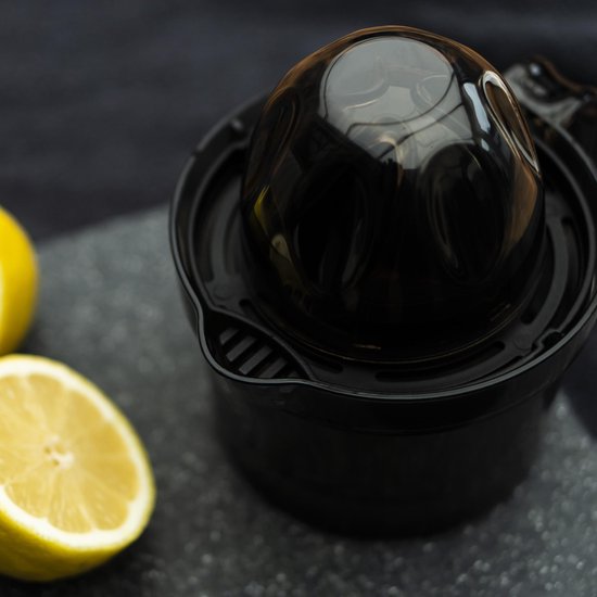Krumble Citruspers - Citroenpers - Sinaasappelpers - Juicer - Handpers met vaatwasserbestendige onderdelen - Met afneembaar sapreservoir - Tot 450 ml - Zwart van Merkloos — afbeelding 3