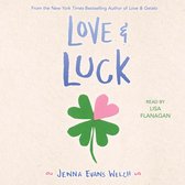 Boekomslag van 'Love & Luck' met een klavertje vier, twee bladeren groen, twee roze.