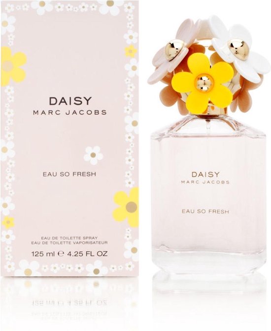 what does marc jacobs daisy love smell like