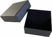 Sieradendoosjes zwarte geschenkdoos  7x7x3 cm - Ring, oorbellen en ketting met schuim en fluwelen houder voor de sierraden groothandel pakket van (12 stuks)