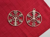 HOUTEN KERSTVERSIERING / WOODEN CHRISTMAS DECORATION - KERSTBAL / CHRISTMAS TREE BAUBLE - 3D SNEEUWVLOKKEN / SNOWFLAKES (3 STUKS) - ø 9cm - LICHT HOUT / NATURAL WOOD - IJSKRISTAL K