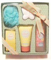 Sweet Blossom Bath Collection Gift Set