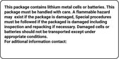 Sticker 'This package contains Lithium-Metal batteries' 300 x 150 mm