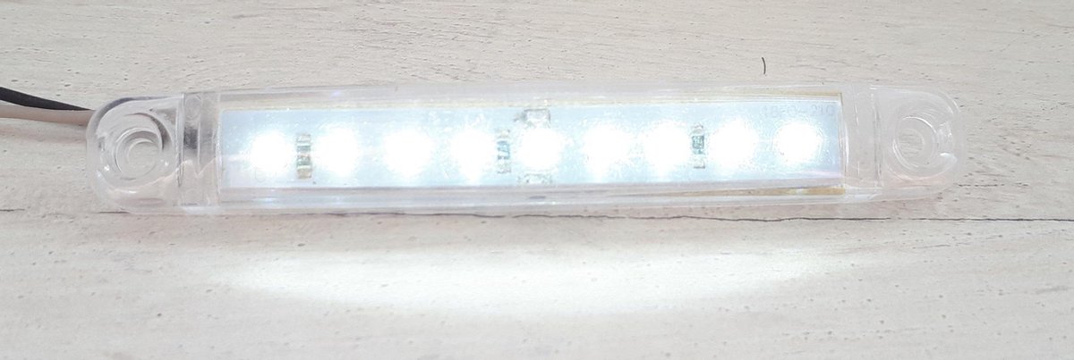 Zij markeringslamp 9 LED 10-30 Volt Wit