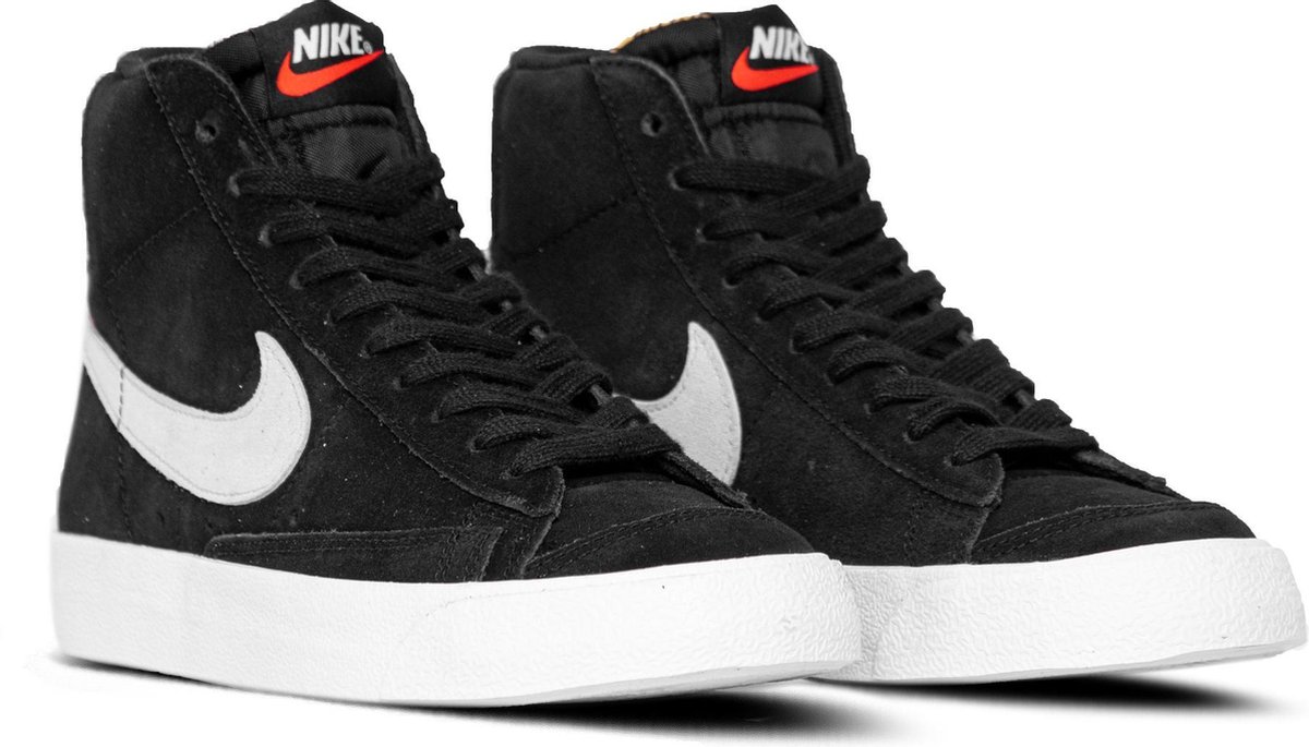 Nike Blazer Mid ’77 Suede Sneakers Unisex Zwart