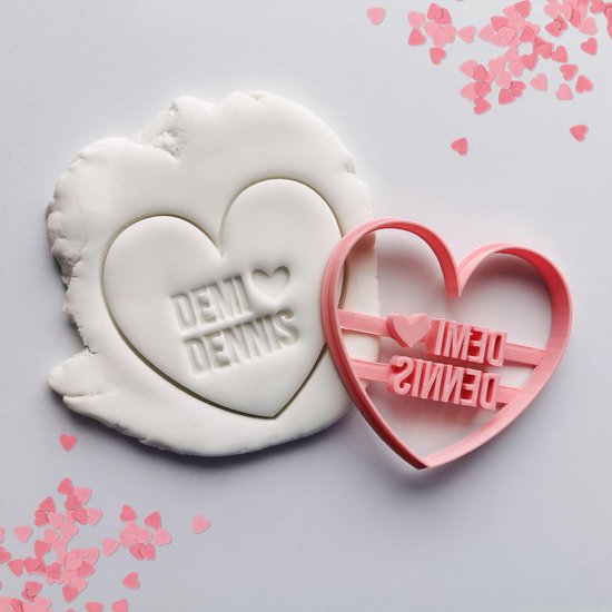 Moule à biscuits coeur avec noms - moule à pâtisserie - cadeau