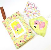 Preventiepakket 4 in 1 - Set  van 2 Mondkapjes - Hand Sanitizer -  Natte Doekjes - Tissues -  Kleine Multifunctionele opbergtas/Etui/Make-Up tas - Flamingo