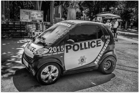 Poster - Kleine Politie Auto (Zwart Wit) - Foto op Posterpapier