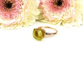 Ring in roos goud gezet met citroen kwarts