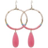 Roze ronde oorbellen met kralen en lange glaskraal hanger