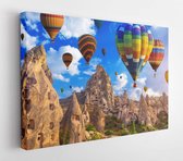 Onlinecanvas - Schilderij - Colorful Hot Air Balloon Flying Over Cappadocia. Turkey Art Horizontal Horizontal - Multicolor - 75 X 115 Cm