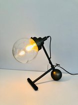 Tafellamp - lamp - industrieel - industriestijl - verlichting - verlichting voor binnen - interieur - zwart - metaal - interieurdecoratie - woonaccessoire - cadeau - geschenk - rel