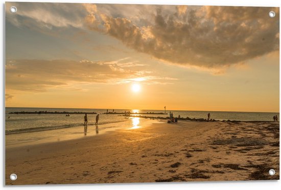 Tuinposter – Groot Strand en Zee met Mensen - 90x60cm Foto op Tuinposter  (wanddecoratie voor buiten en binnen)