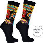 Verjaardag cadeau - boom pow yeah - Sokken - Sokken - Leuke sokken - Vrolijke sokken - Luckyday Socks - Sokken met tekst - Aparte Sokken - Socks waar je Happy van wordt - Maat 42-47